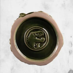 Jurassic Park - Baby Raptor Tiki Mug (Isla Nublar Variant) 9 Jurassic Park - Baby Raptor Tiki Mug (Isla Nublar Variant) -Mortem Horror Shop baby raptor jurassic park mondo tiki mug