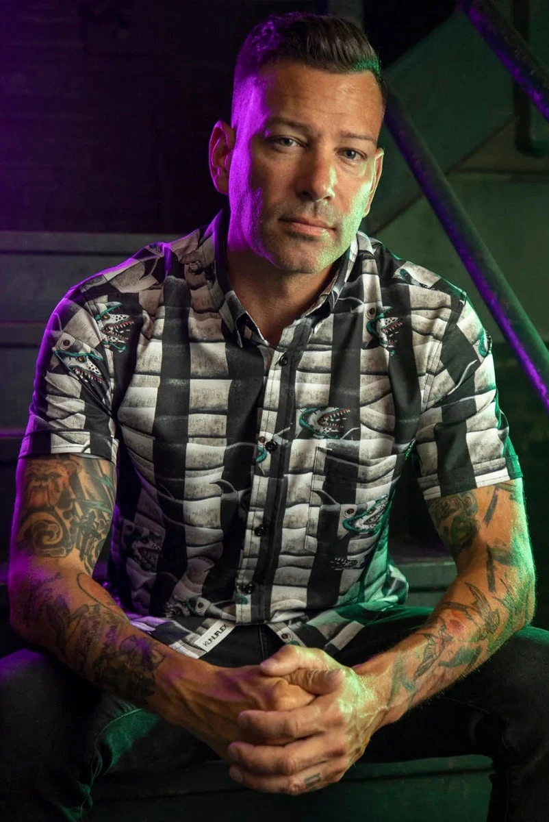 Beetlejuice "Sandworm Stripe" Button-Up 7 Beetlejuice "Sandworm Stripe" Button-Up - Image 5