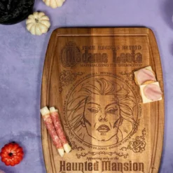 The Haunted Mansion - Madame Leota - Cutting Board 8 The Haunted Mansion - Madame Leota - Cutting Board -Mortem Horror Shop disney haunted mansion cutting board