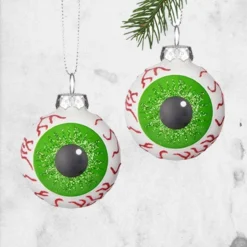 Eyeball Ornament (Pair)