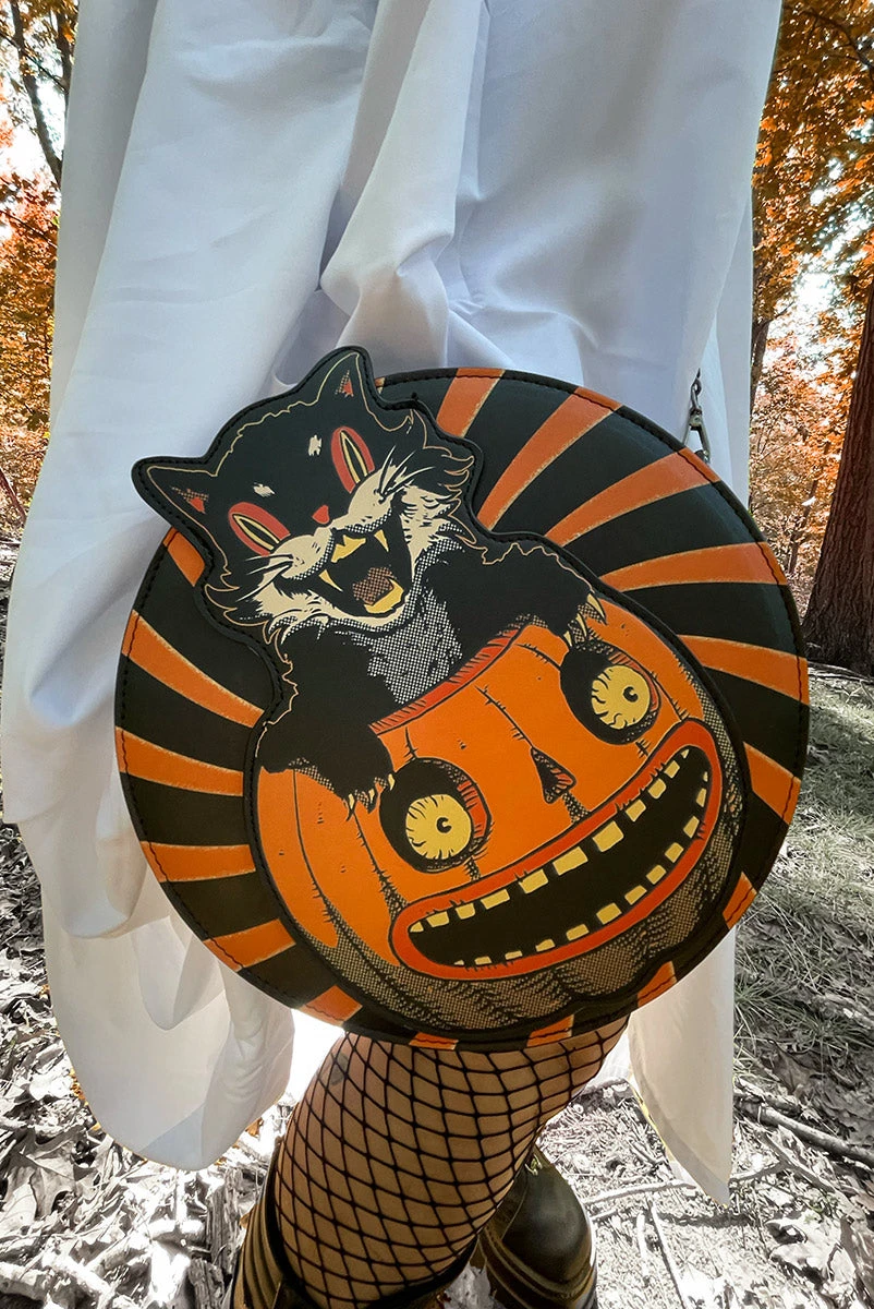 Halloween Shirt Company - Shapeshifter - Vamp Kitty 4 Halloween Shirt Company - Shapeshifter - Vamp Kitty - Image 2