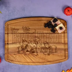 The Haunted Mansion - Hitchhiking Ghosts - Cutting Board -Mortem Horror Shop haunted mansion wooden disney cutting board