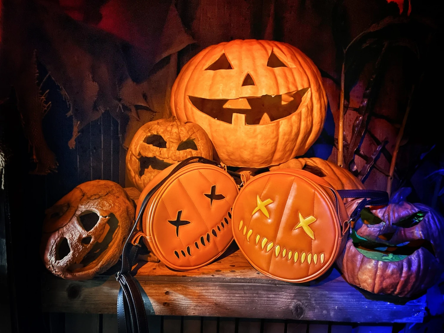 TRICK OR TREAT STUDIOS Trick 'r Treat - Sam O’Lantern Pumpkin Purse (Black) 5 TRICK OR TREAT STUDIOS Trick 'r Treat - Sam O’Lantern Pumpkin Purse (Black) - Image 3