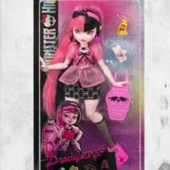 Monster High - Draculaura's Day Out Doll -Mortem Horror Shop monster high doll toy day out