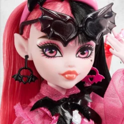 Monster High - Draculaura Doll -Mortem Horror Shop monster high draugula toy
