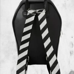 Bioworld The Nightmare Before Christmas - Coffin Pin ITA Backpack 12 Bioworld The Nightmare Before Christmas - Coffin Pin ITA Backpack -Mortem Horror Shop nightmare before christmas pin backpack