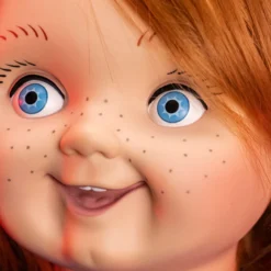 TRICK OR TREAT STUDIOS Child's Play - Plush Good Guy Chucky Doll 7 TRICK OR TREAT STUDIOS Child's Play - Plush Good Guy Chucky Doll -Mortem Horror Shop plush chucky good guy doll trick r treat