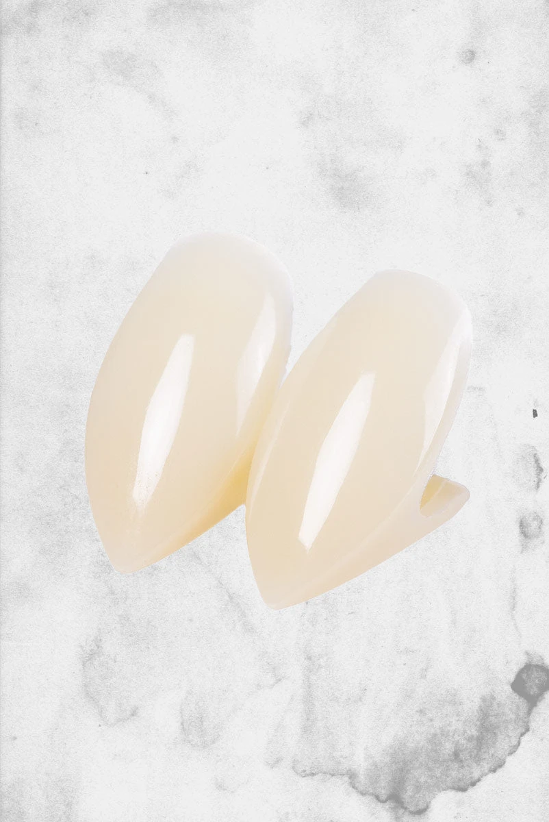 Classic Deluxe Fangs 4 Classic Deluxe Fangs - Image 2