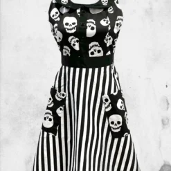 Lust For Skulls Apron