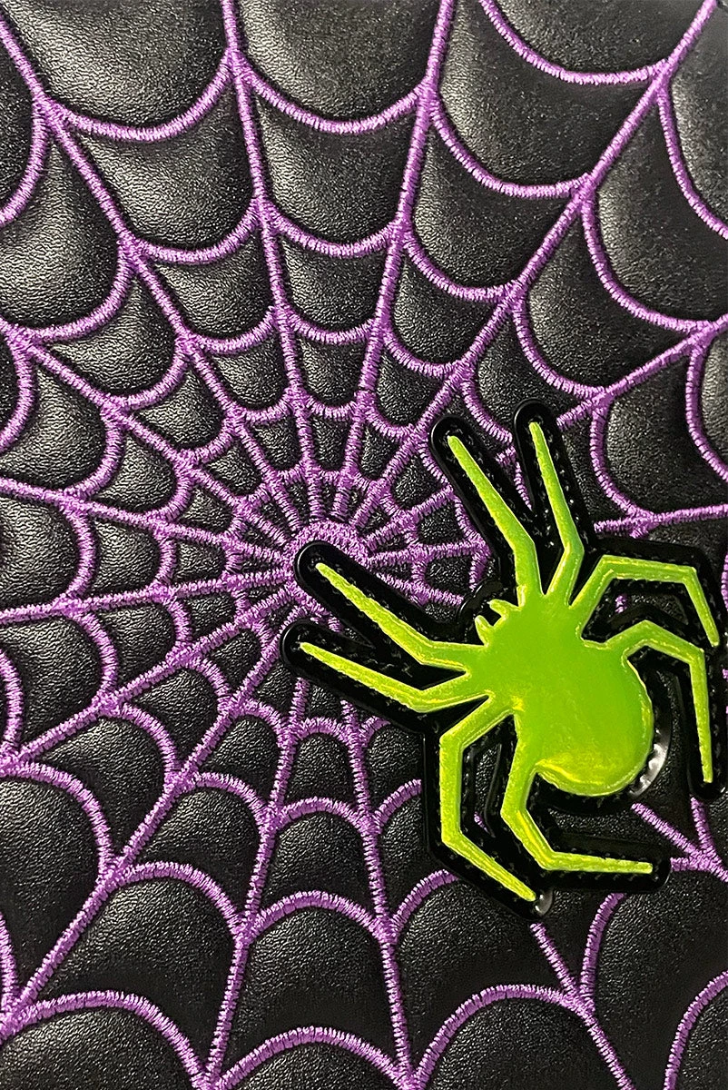 Shapeshifter - Elise's Web (Green) Bag 4 Shapeshifter - Elise's Web (Green) Bag - Image 2