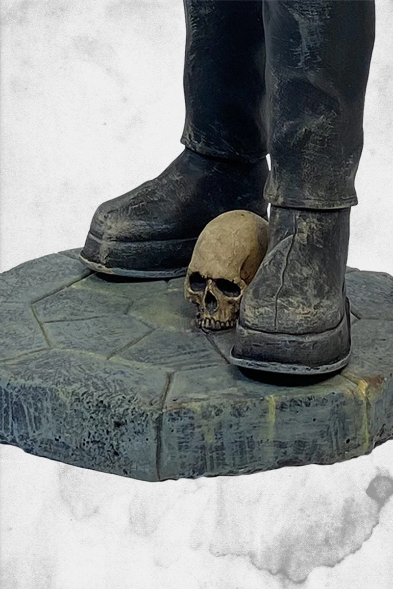 TRICK OR TREAT STUDIOS Universal Monsters - Frankenstein Statue 6 TRICK OR TREAT STUDIOS Universal Monsters - Frankenstein Statue - Image 4