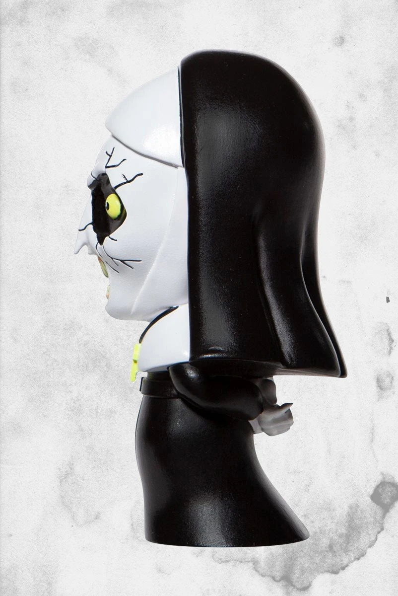The Nun - Valak Vinyl Figure 4 The Nun - Valak Vinyl Figure - Image 2